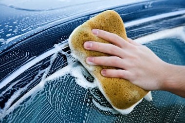 Consejos «de la abuela» para limpiar la tapicería del coche